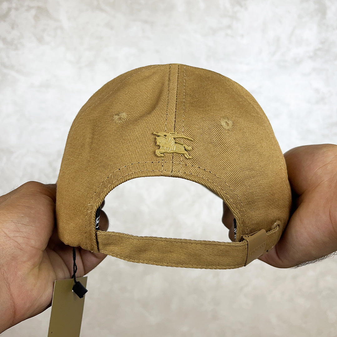 Casquette B u r b e r r y – Édition Limitée