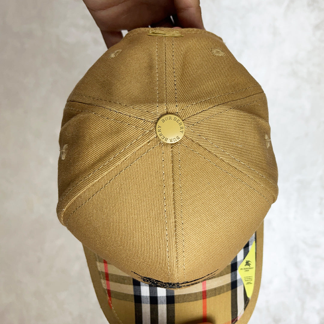 Casquette B u r b e r r y – Édition Limitée