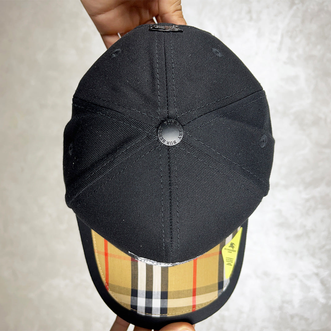 Casquette B u r b e r r y – Édition Limitée