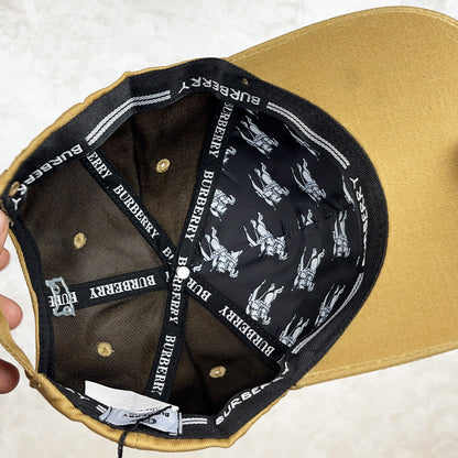 Casquette B u r b e r r y – Édition Limitée