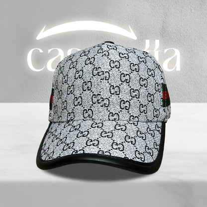 2 CASQUETTES GG
